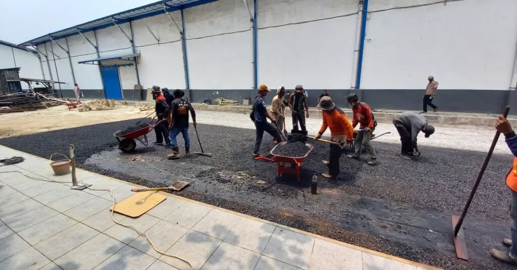 Project Hotmix jalan#hotmix #hotmixasphalt #jalanaspal #jasaaspal #jasaaspalhotmix #jasaaspalho (1)